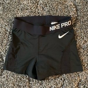 Women’s Nike pro spandex shorts xs
